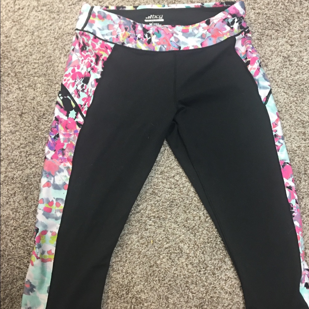 Cropped workout pants